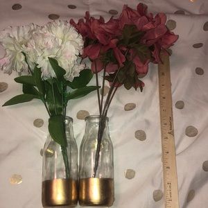 Fake flowers with gold vases
